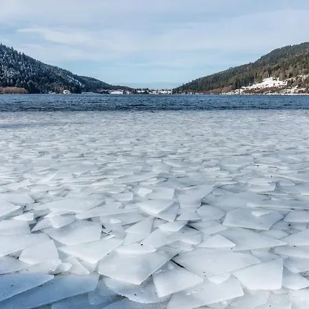 Confort De Gamme En Plein Centre *